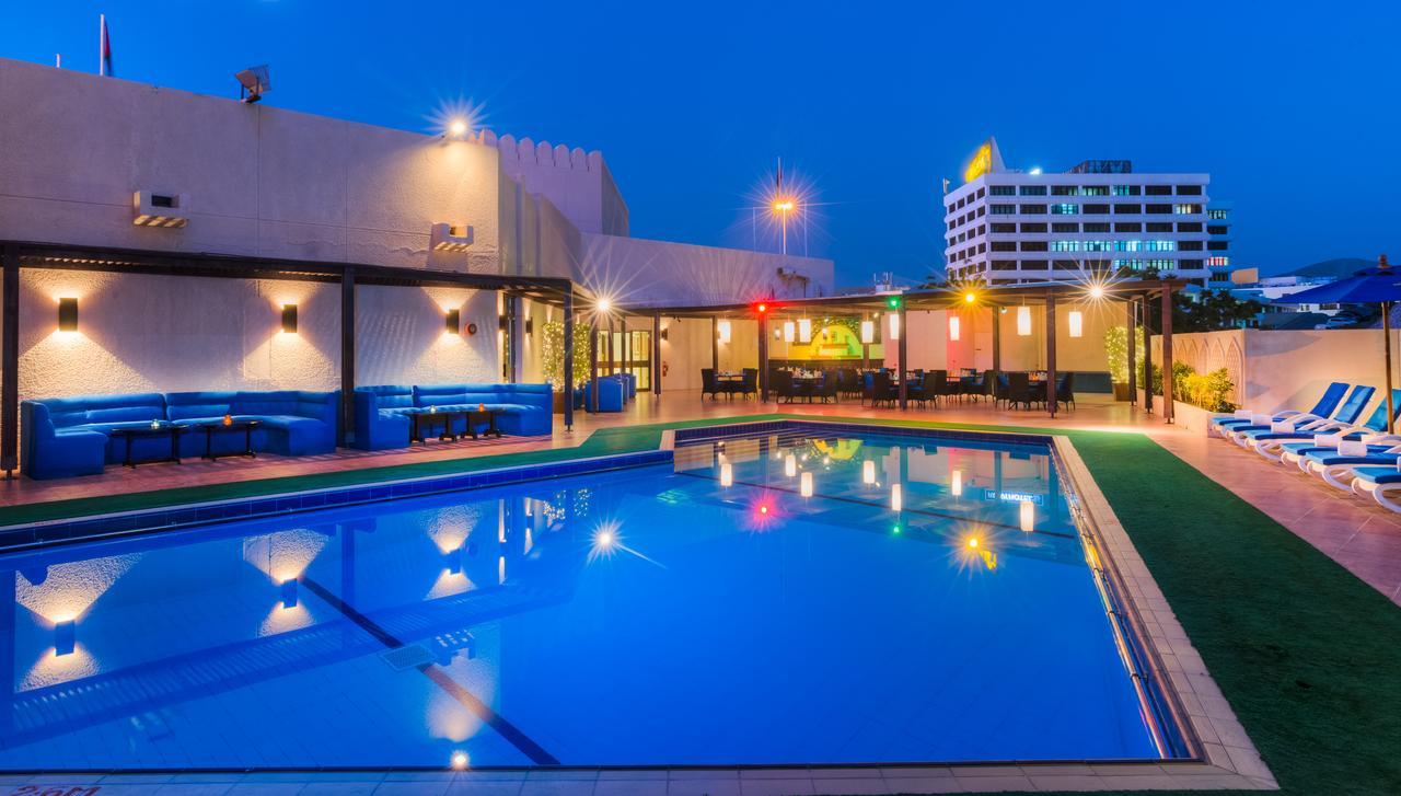 Tulip Inn Downtown Μουσκάτ Εξωτερικό φωτογραφία